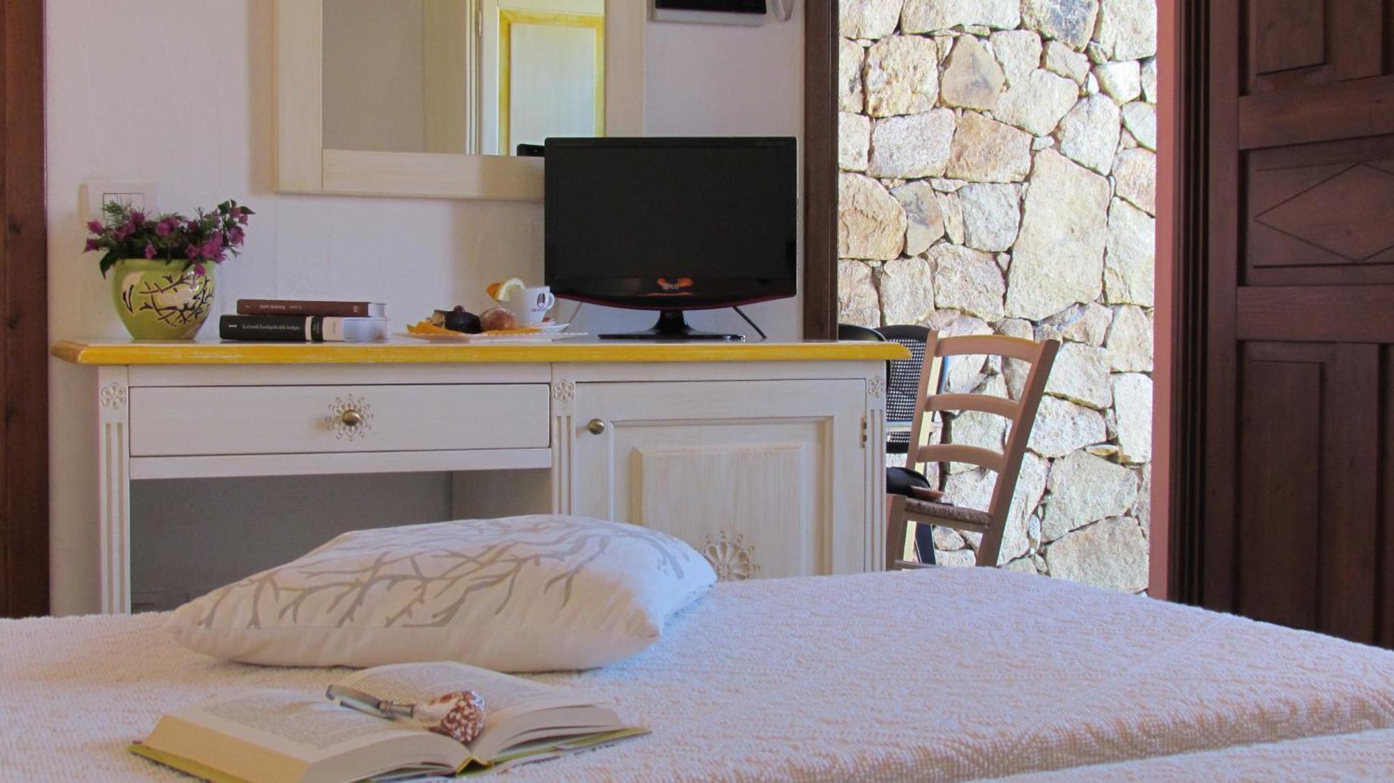 Li Suari Club Village San Teodoro  Zimmer foto